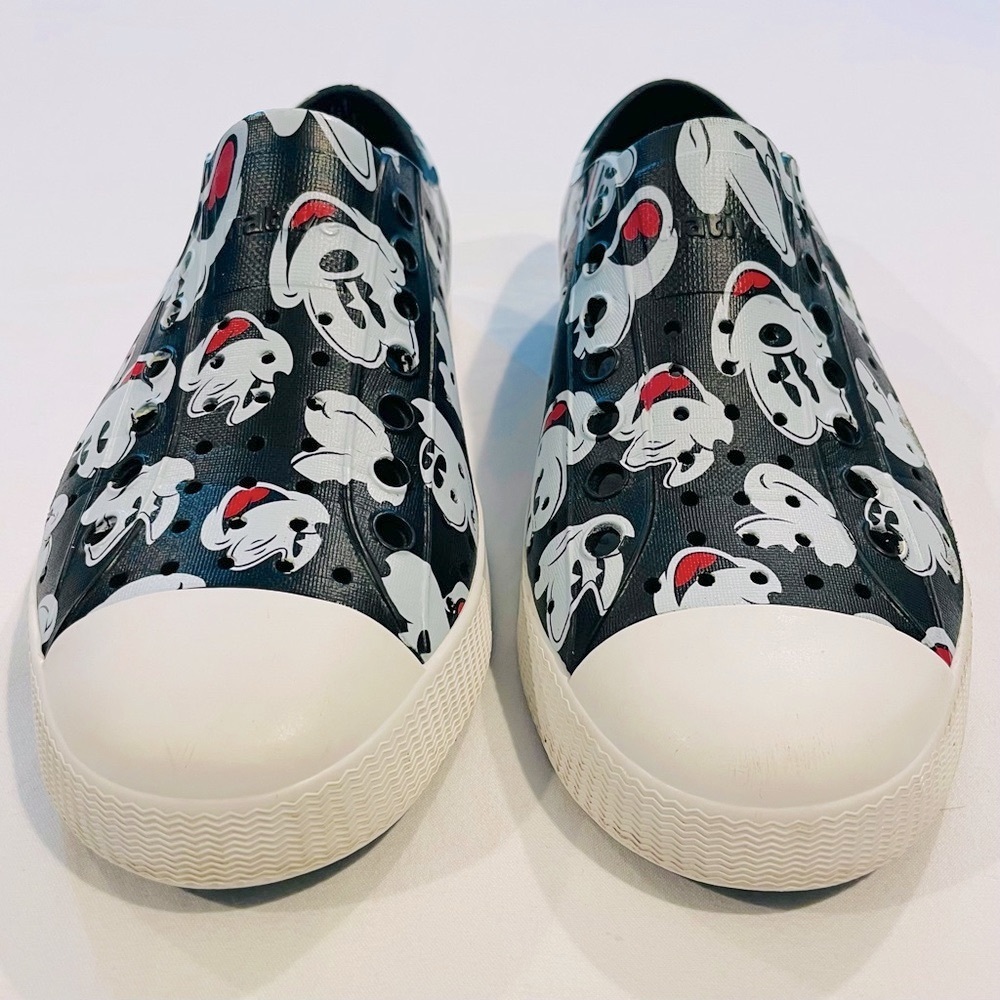 Native Shoes Mickey Mouse Jefferson Boys 5 Womens 7 Disney Slip-Ons Black Vegan - Picture 1 of 5